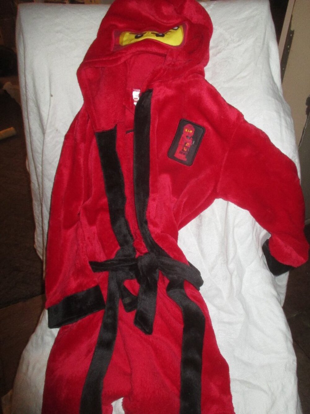 LEGO Robe Boys Size 8 Red Ninjago KAI Team Ninjago Fleece Hooded